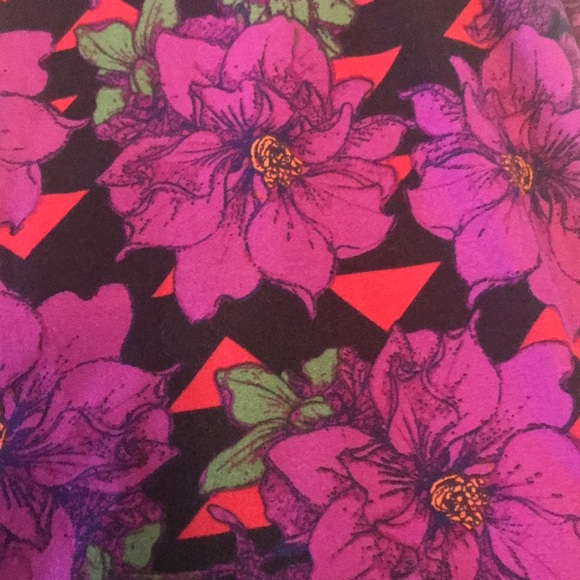 LuLaRoe Leggings - Picture 2 of 2
